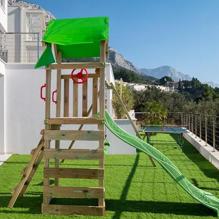 Villa Maris & Ivana 2x28m2 Heated Pool Gym Brela